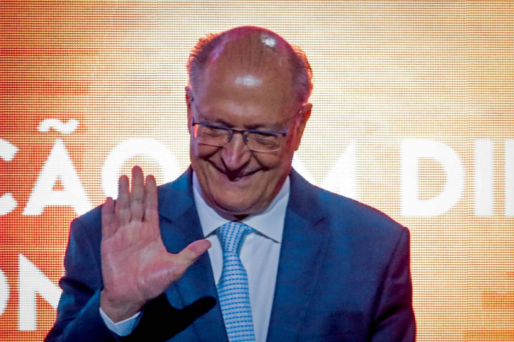 Geraldo Alckmin arruma tempo para dar conselho a personagem de ‘Vale Tudo’