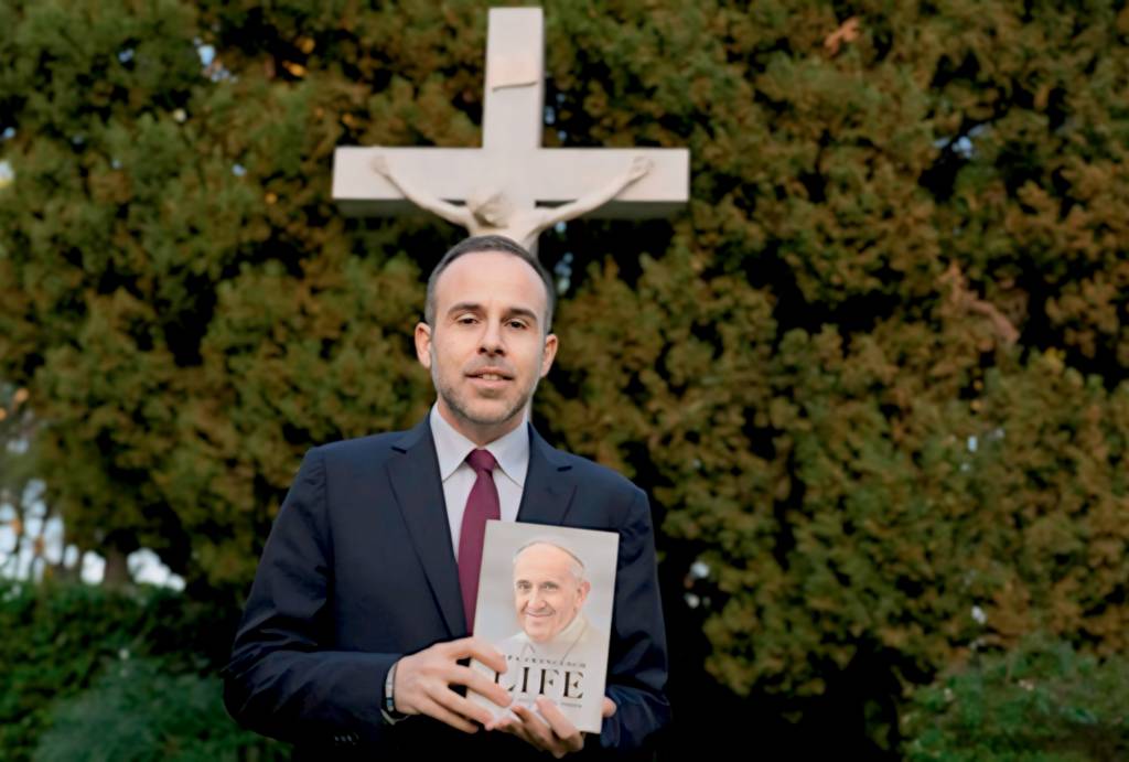 Vatican Pope PARCEIRO - O vaticanista Ragona, coautor do livro: proximidade desde 2021