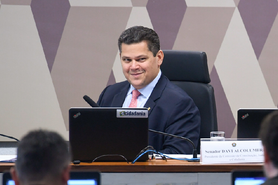 Davi Alcolumbre, durante sessão da Comissão de Constituição e Justiça do Senado