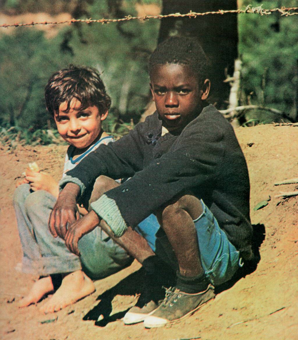 Capa do disco do Clube da Esquina, imagem do livro _Clube da Esquina – 40 Anos_,.jpg PÉROLA - A capa do álbum cultuado de 1972: mistura criativa de bossa nova, Beatles, jazz e ritmos africanos