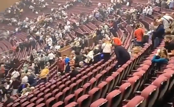 Estado Islâmico reivindica autoria de ataque em Moscou que matou 60