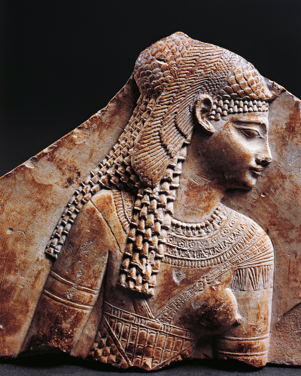 GettyImages-122213246.jpg POR TRÁS DO MITO - Busto em relevo feito entre III e I a.C.: mulher que desafiou as ideias de submissão
