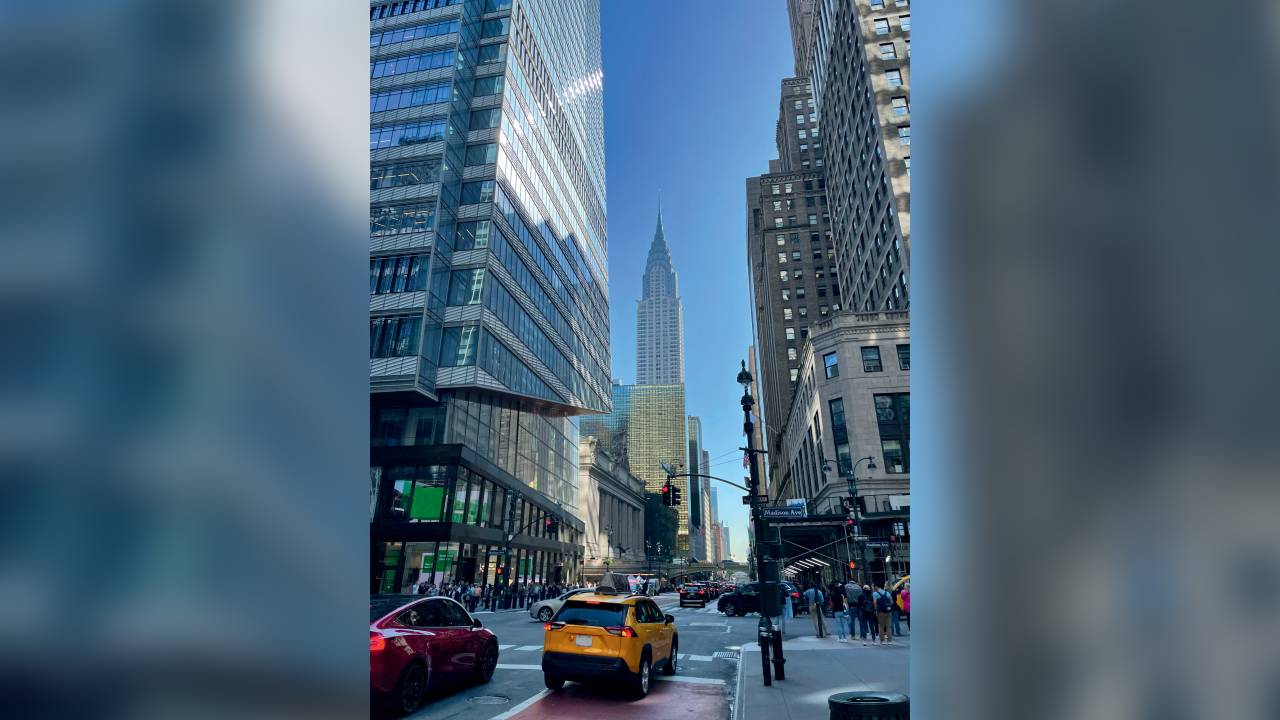 VAGAS DISPONÍVEIS - Prédios em Nova York: salas comerciais desocupadas ameaçam os bancos