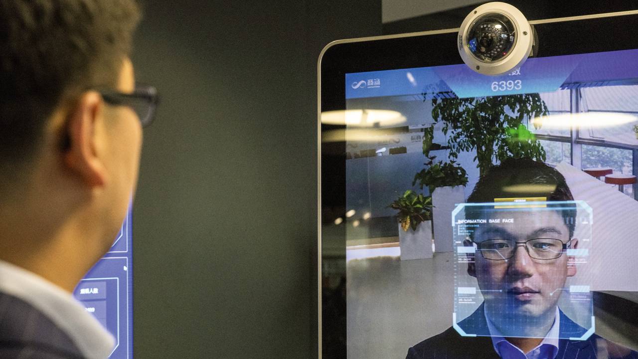ÉTICA - O recurso de biometria de rosto da empresa SenseTime, de Hong Kong: regido por normas cada vez mais severas