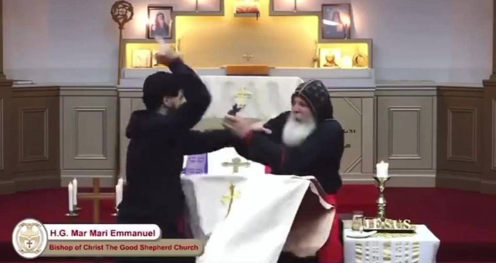 Bispo é esfaqueado durante missa transmitida ao vivo na Austrália