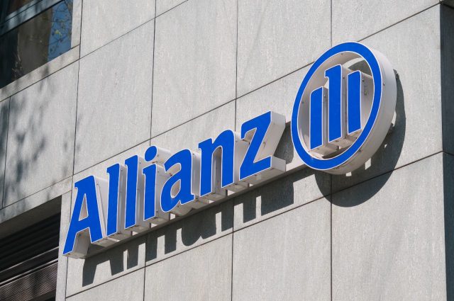 Fachada de edifício da Allianz