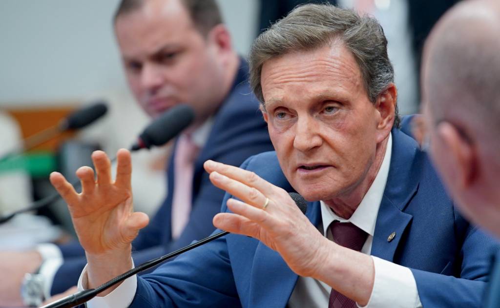 Justiça bloqueia mais de R$ 300 milhões de Crivella e outros envolvidos em escândalo na pandemia