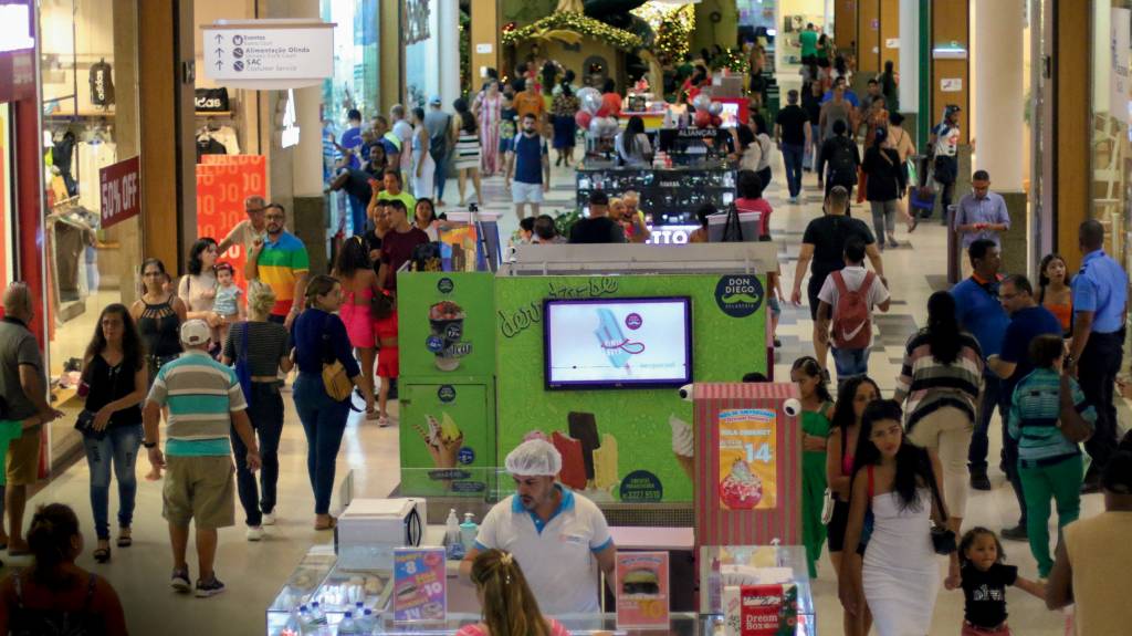 Faturamento no varejo cresceu 6% em maio, aponta IPV