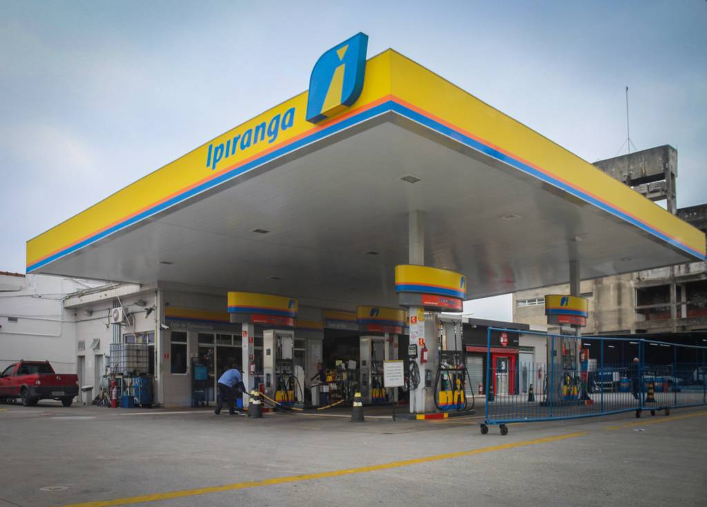 1539723_fotoarena.jpg BOMBA - Posto de combustível: aumento no ato de até 7% no preço da gasolina