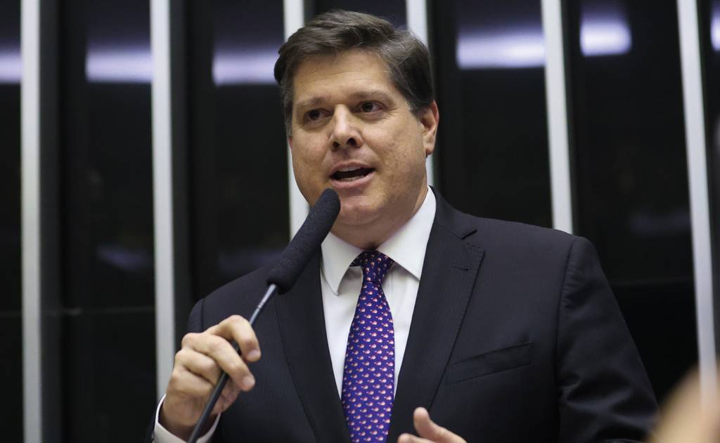 3D-(1)-img20231220174330514.jpg PLANOS - Baleia Rossi: MDB duela com Lula em SP, mas almeja ser vice em 2026
