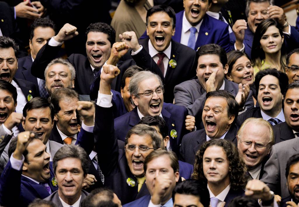 3D-(4)-EDUARDO-ELEICAO-CAMARA-DOS-DEPUTADOS-2015.jpg VIRADA - Cunha: com emendas impositivas, ele estabeleceu revés ao Executivo