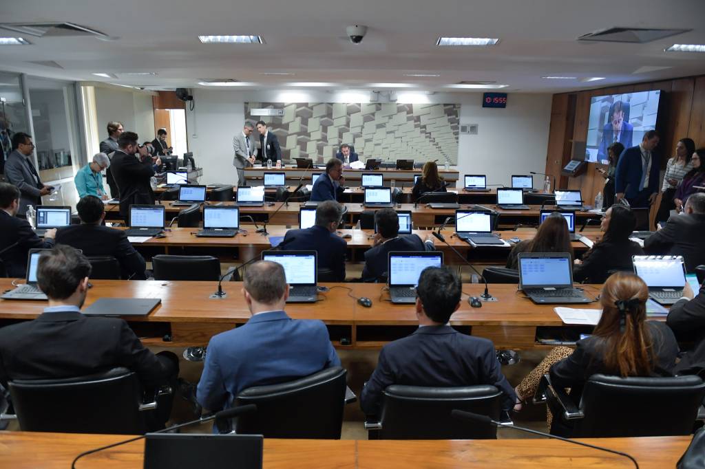 Comissão do Senado vai debater perdão a dívidas de empresas