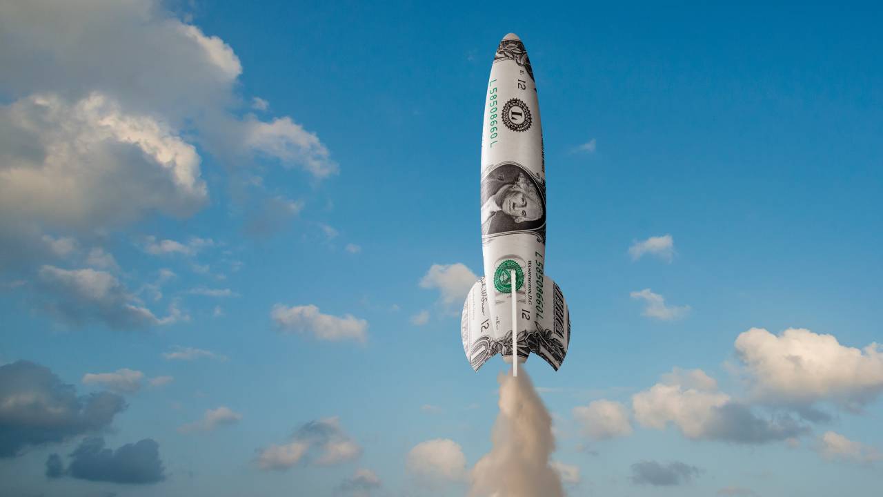 MISSÕES COMERCIAIS - Sucesso: após ano de fracassos, empresas privadas começam a desafiar monopólio governamental na exploração espacial