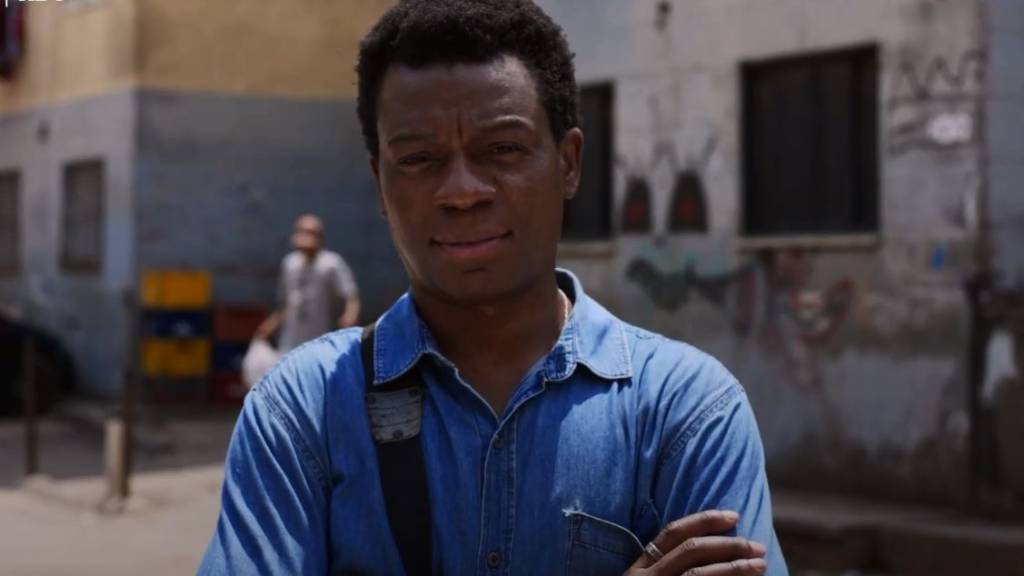 hbo-max-cidade-de-deus-a-luta-nao-para-buscape-alexandre-rodrigues Alexandre Rodrigues como Buscapé na série 'Cidade de Deus: A Luta não Para', da Max