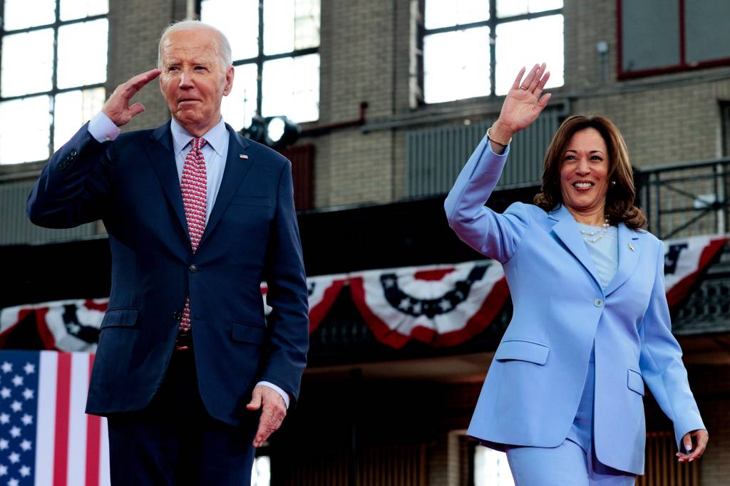 Kamala Harris diz que foi ‘imprudência’ deixar Biden disputar reeleição aos 81 anos