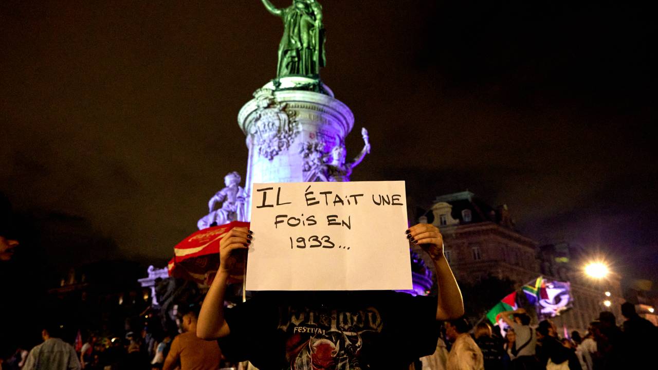 Protesto contra vitória da extrema direita no primeiro turno da eleição legislativa na França - 30/06/2024