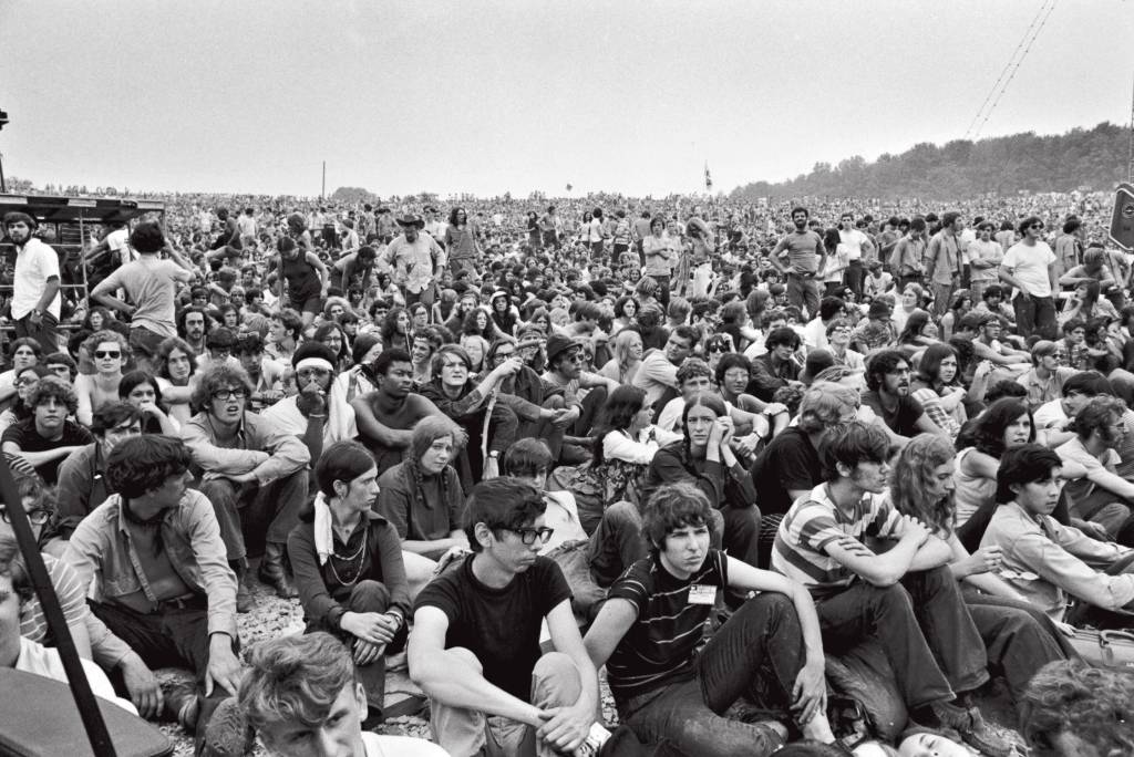 Woodstock Audience UMA GALERA DIFERENTE - Festival de Woodstock: quebrar as regras era um valor em si nos rebeldes anos 1960