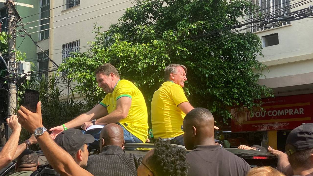 Ausente na convenção, Jair Bolsonaro fez ato político ao lado de Alexandre Ramagem, pré-candidato do PL a prefeito do Rio, na Tijuca