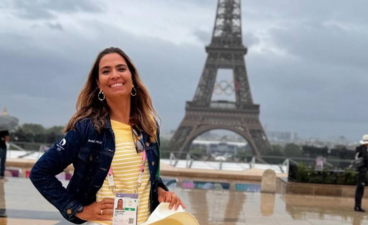 Isabel Swan em Paris: velejadora disputa Olimpíada e brigará por voto dos eleitores em outubro