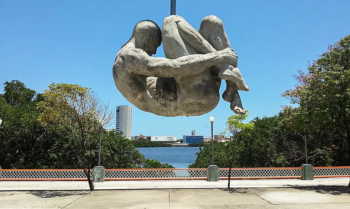 Monumento "Tortura nunca mais", em homenagem às vitimas da ditadura militar de 1964 a 1985, no Recife
