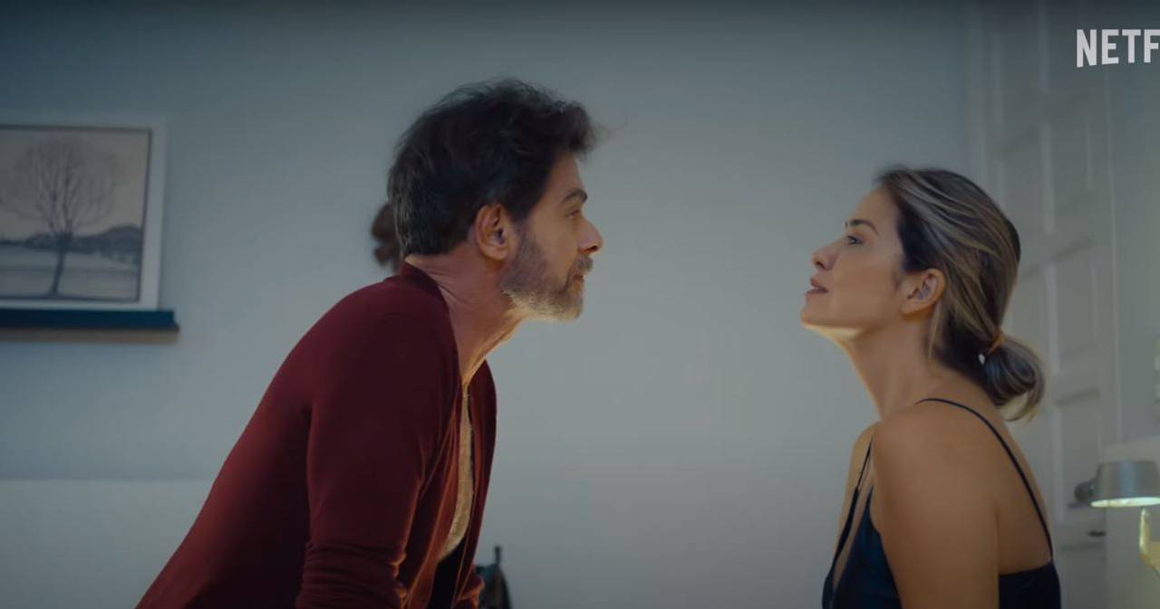 João Vitti e Palomma Duarte em cena de 'Pedaço de Mim', série da Netflix