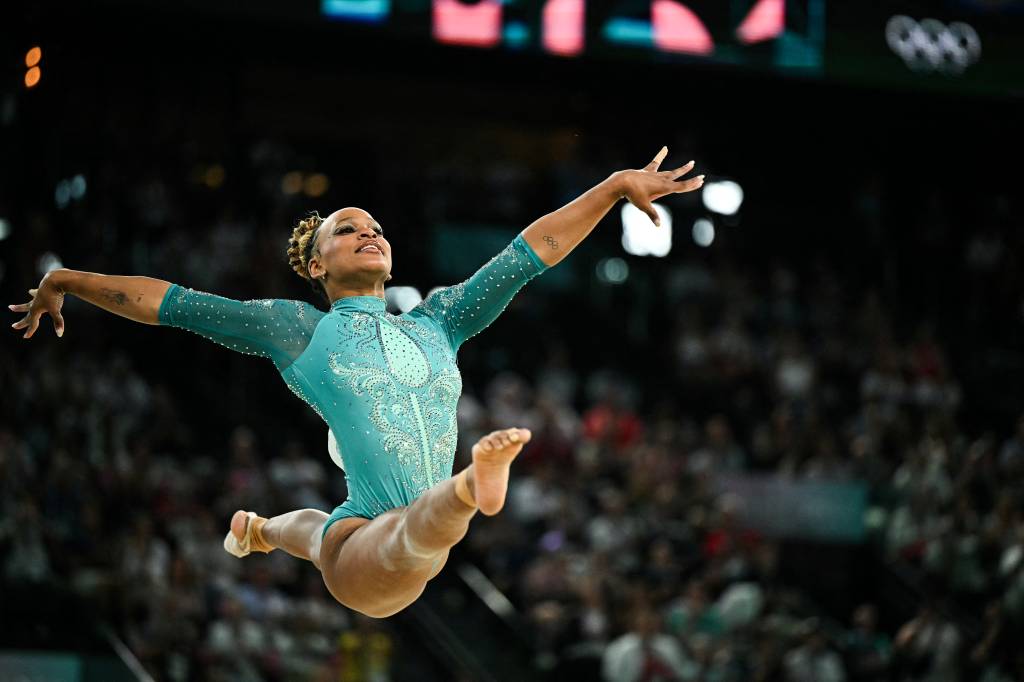 Olympics: Artistic Gymnastics – women’s qualification competition, preliminary round ewew