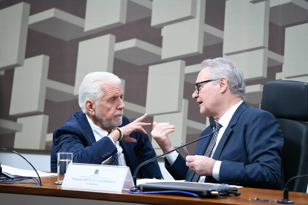 Comissão do Senado chama Celso Amorim para discutir eleição na Venezuela