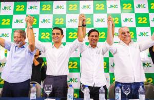 Arthur Lira (PP), o atual prefeito de Maceió, João Henrique Caldas (PL), o candidato a vice, Rodrigo Cunha (Podemos) e o deputado Alfredo Gaspar (União)