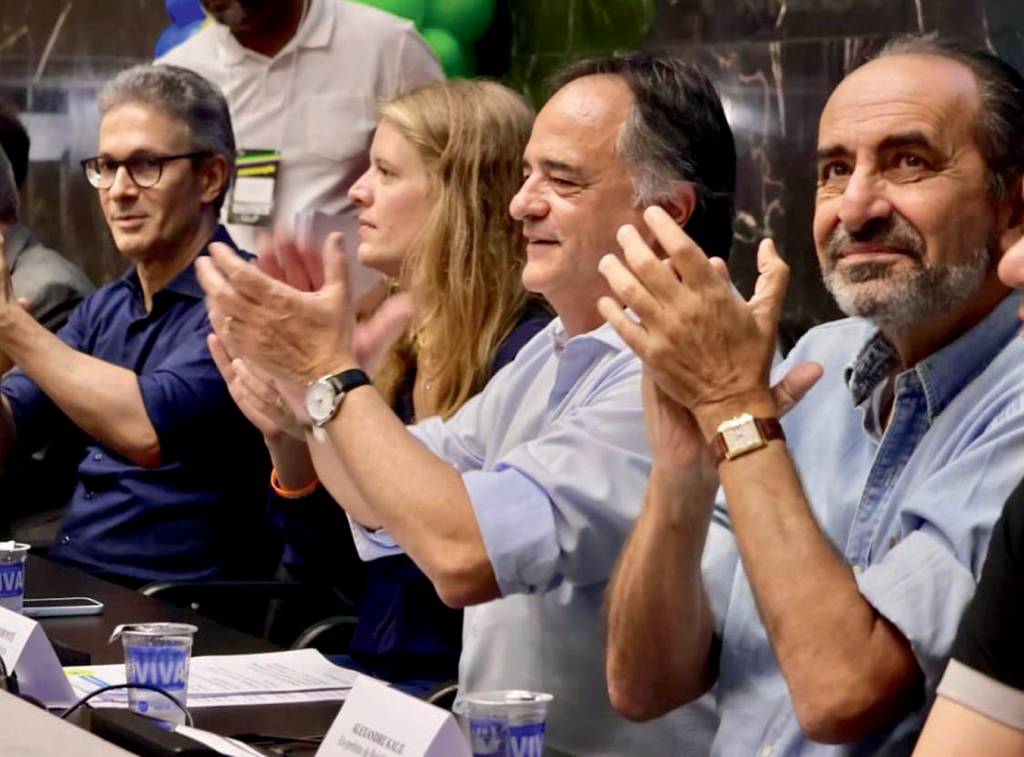 apoio 2 d – ROMEU ZEMA e ALEXANDRE KALIL – MAURO TRAMONTE 2024 8 a internet.jpg FRENTE - Tramonte, com Zema e Kalil: candidato levou rivais a seu palanque