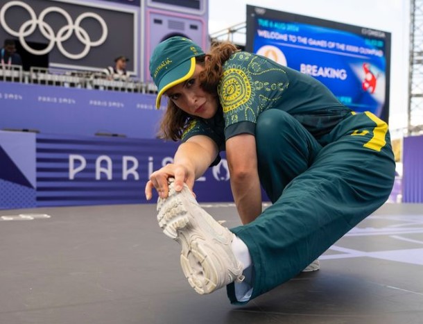 Australiana RayGun do breakdance