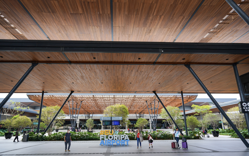 Número de viajantes estrangeiros em aeroportos de SC dobrou no 1º semestre