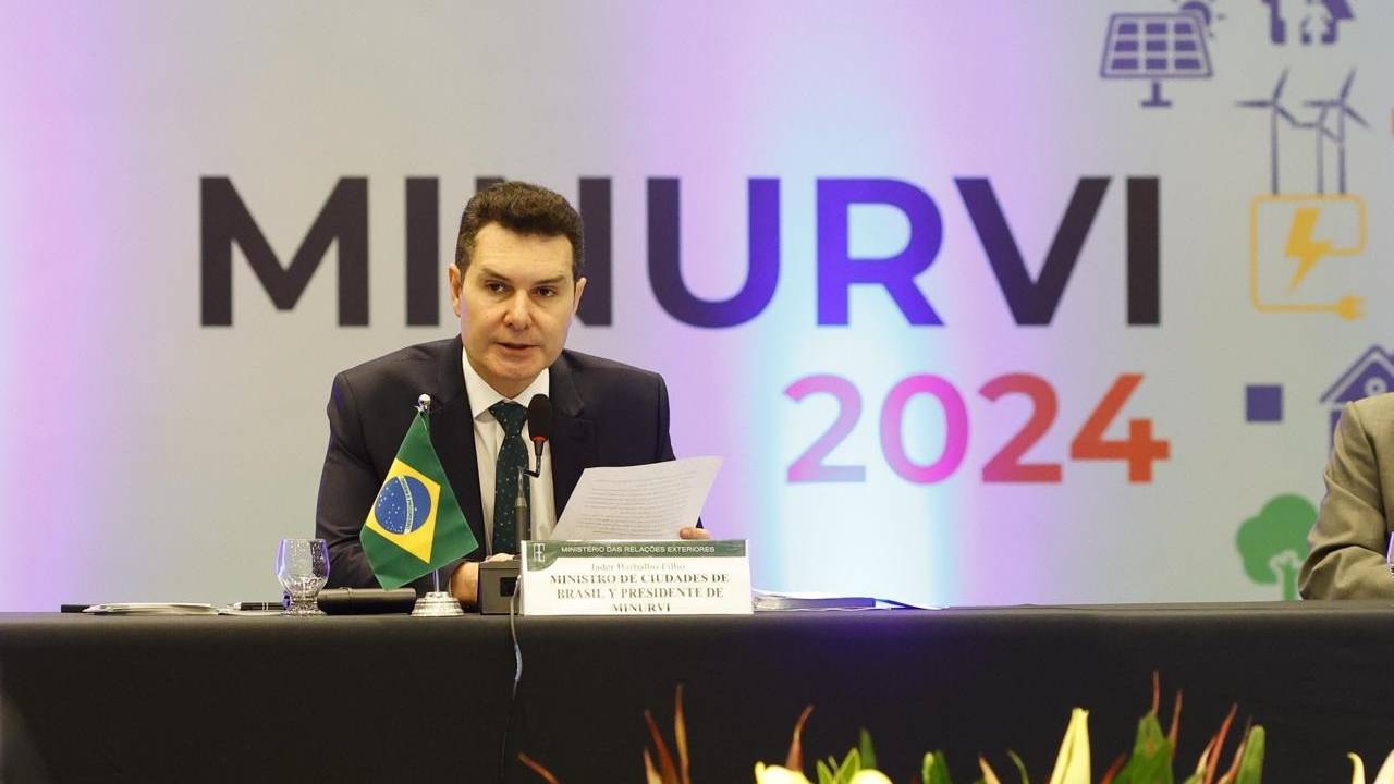 O ministro das Cidades, Jader Filho