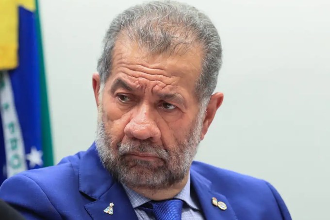 Reunião da Comissão de Previdência, Assistência Social, Infância, Adolescência e Família da Câmara para ouvir o ministro da Previdência Social, Carlos Lupi