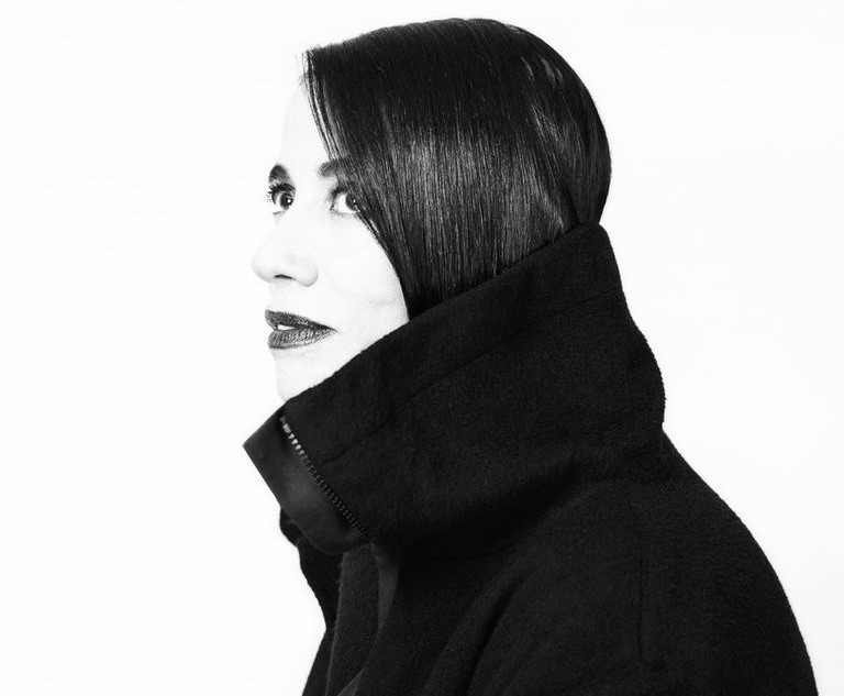 “A moda já deveria estar mais avançada”, diz Gloria Coelho