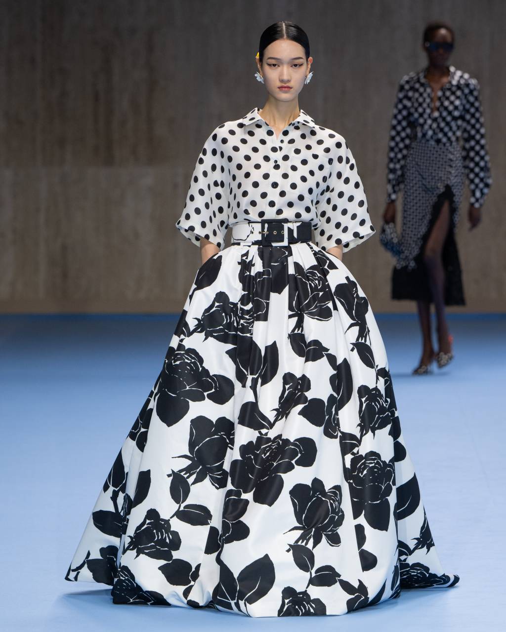 Carolina Herrera SS25 v2 23 Desfile Carolina Herrera verão 2025