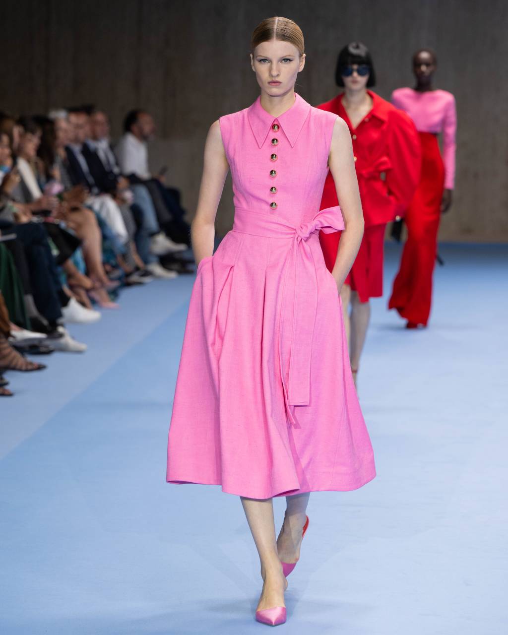 Carolina Herrera SS25 v2 36 Desfile Carolina Herrera verão 2025