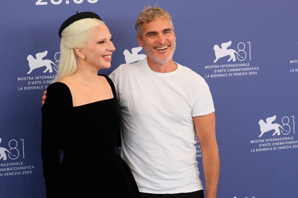 O que Lady Gaga e Joaquin Phoenix entregam sobre ‘Coringa 2’ em Veneza