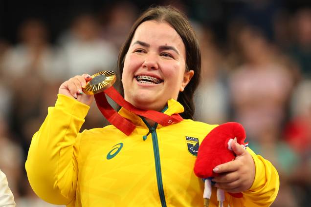 Mariana D'Andrea, do halterofilismo, segura sua medalha de ouro na categoria até 73kg - 07/09/2024 Mariana D'Andrea, do halterofilismo, segura sua medalha de ouro na categoria até 73kg - 07/09/2024