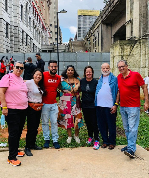 IVONE – 1 DE MAIO DE 2023 – FOTO AO LADO DE VACCARI IVONE – 1 DE MAIO DE 2023 – FOTO AO LADO DE VACCARI