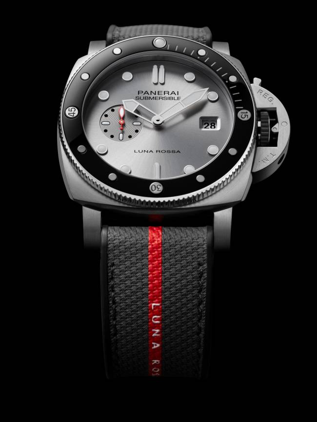 Panerai Submersible QuarantaQuattro Luna Rossa – Pam01681 O relógio Submersible QuarantaQuattro Luna Rossa, edição limitada inspirada na vela -