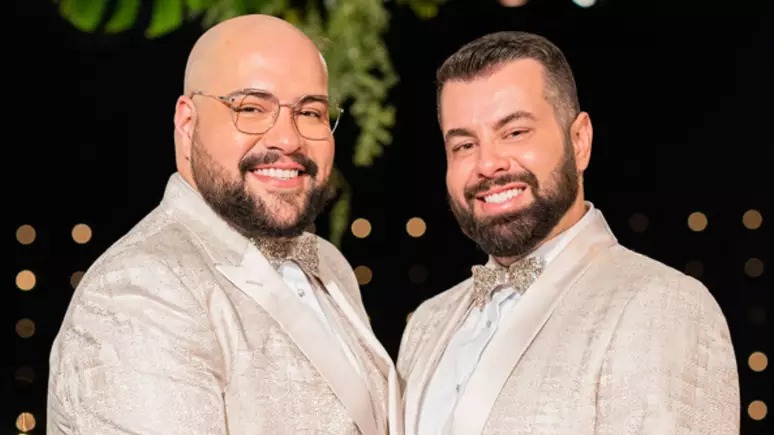 Tiago Abravanel conta detalhes sobre relacionamento aberto com marido