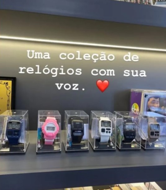 relogios Filha de Silvio Santos encontra relógios do Baú da Felicidade