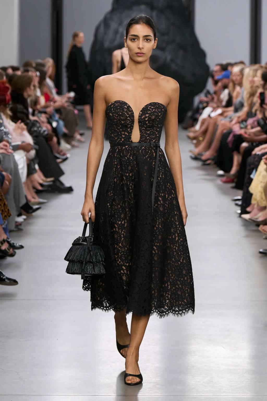 00060-michael-kors-spring-2025- Desfile primavera verão 2025 Michael Kors na Semana de Moda de Nova York