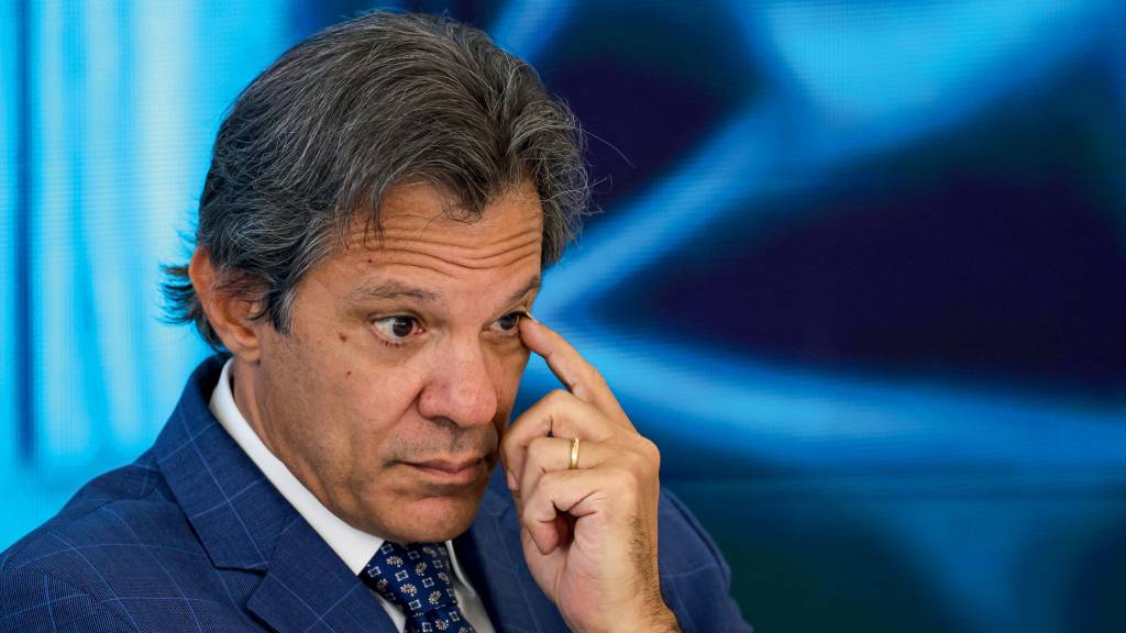 Conversa com os Estados Unidos seguirá, mesmo com início do tarifaço, diz Haddad