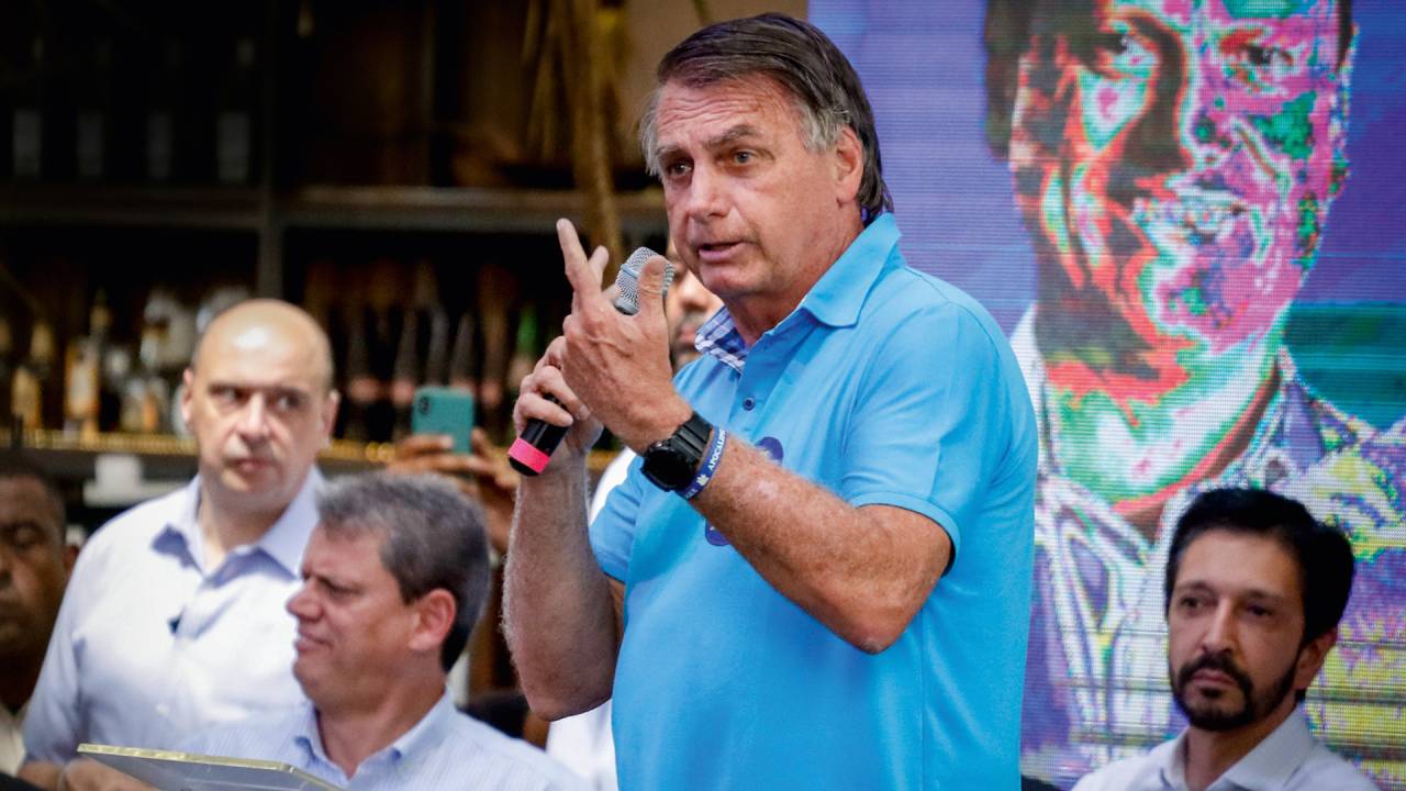 APETITE - Bolsonaro, com o governador Tarcísio de Freitas e o prefeito Ricardo Nunes: interesse em ter mais controle do PL