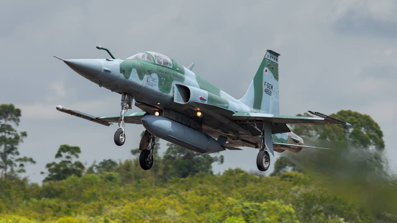 Caça F-5M da Força Aérea Brasileira