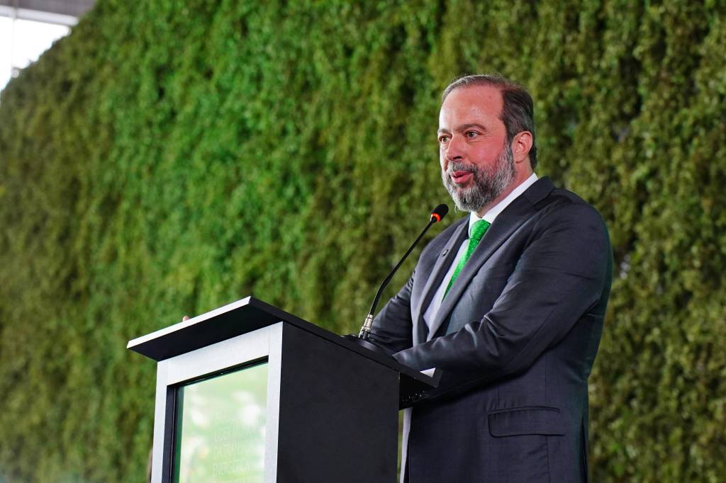 Silveira vai discursar em fórum global de mineração na Arábia Saudita