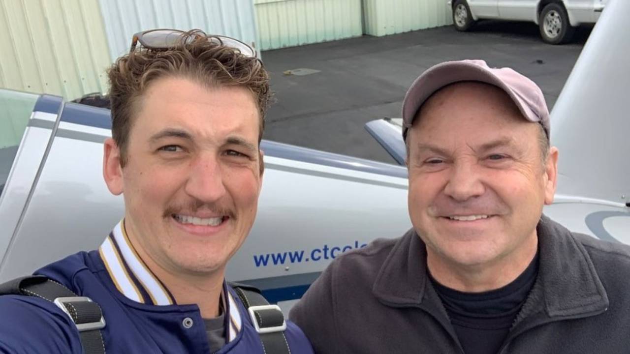 Miles Teller e Chuck Coleman nos bastidores de 'Top Gun: Maverick'