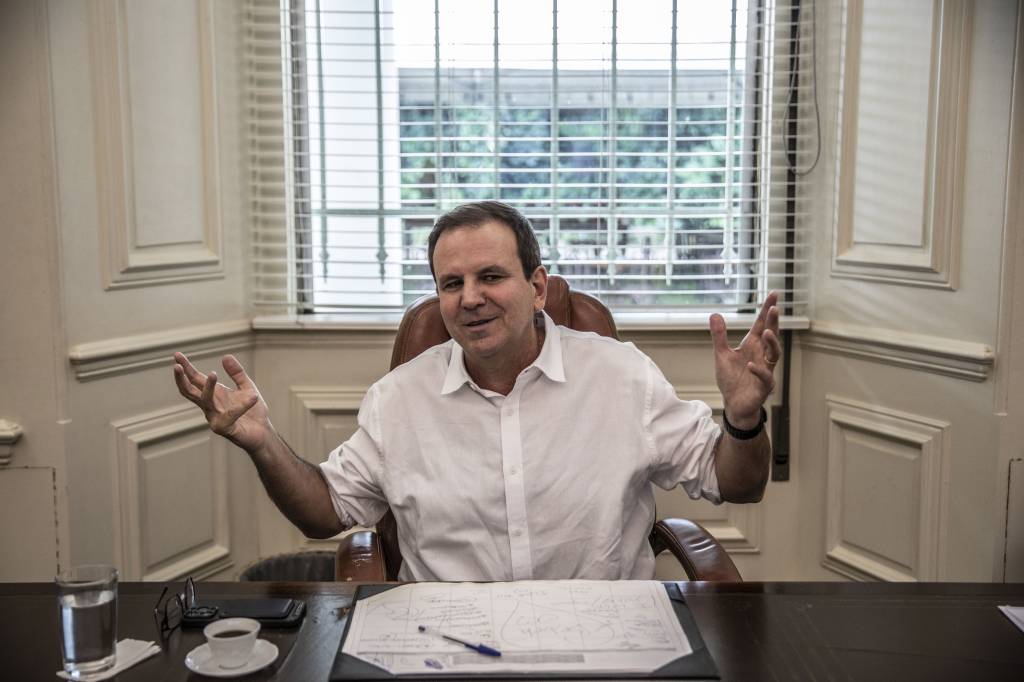 Paes lidera com folga corrida para governador em 2026, seguido por Bacellar e Washington Reis, diz pesquisa