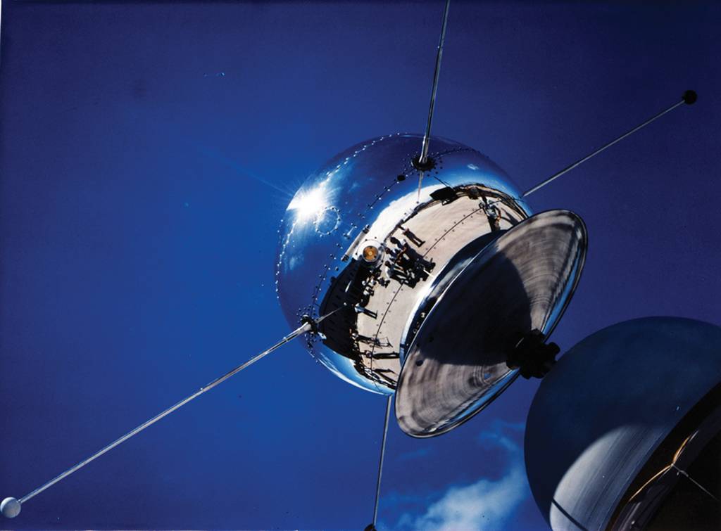 Vanguard-1 PIONEIRO - O Vanguard 1, o primeiro trambolho dos EUA: desde 1958 no ar